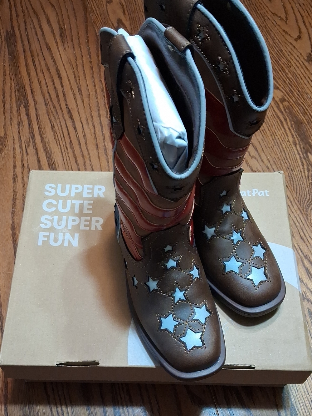 PatPat Brown Kids Star Accent Boots with Light Blue Trim